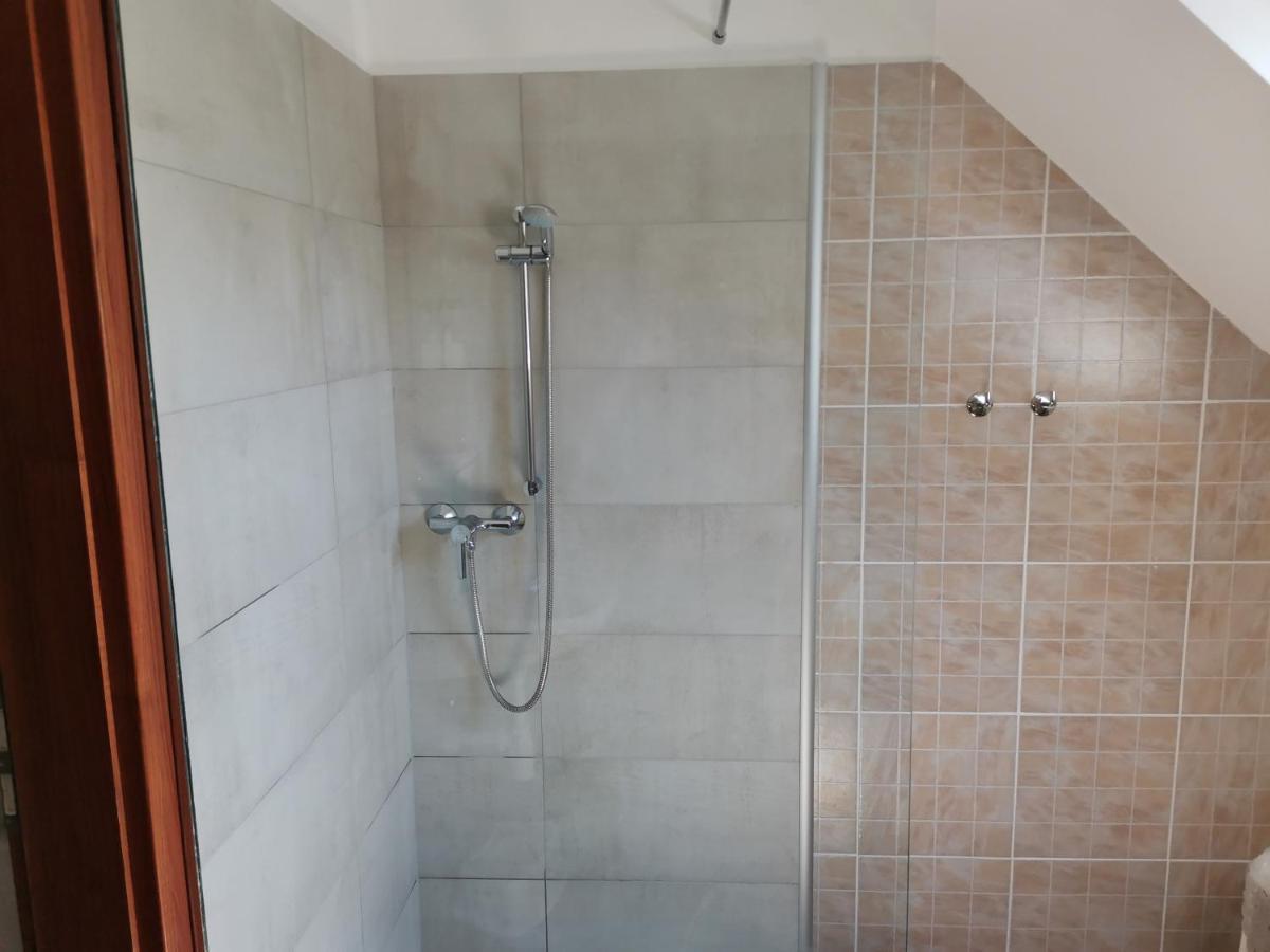 Poroszlay Apartman Дебрецен Екстер'єр фото